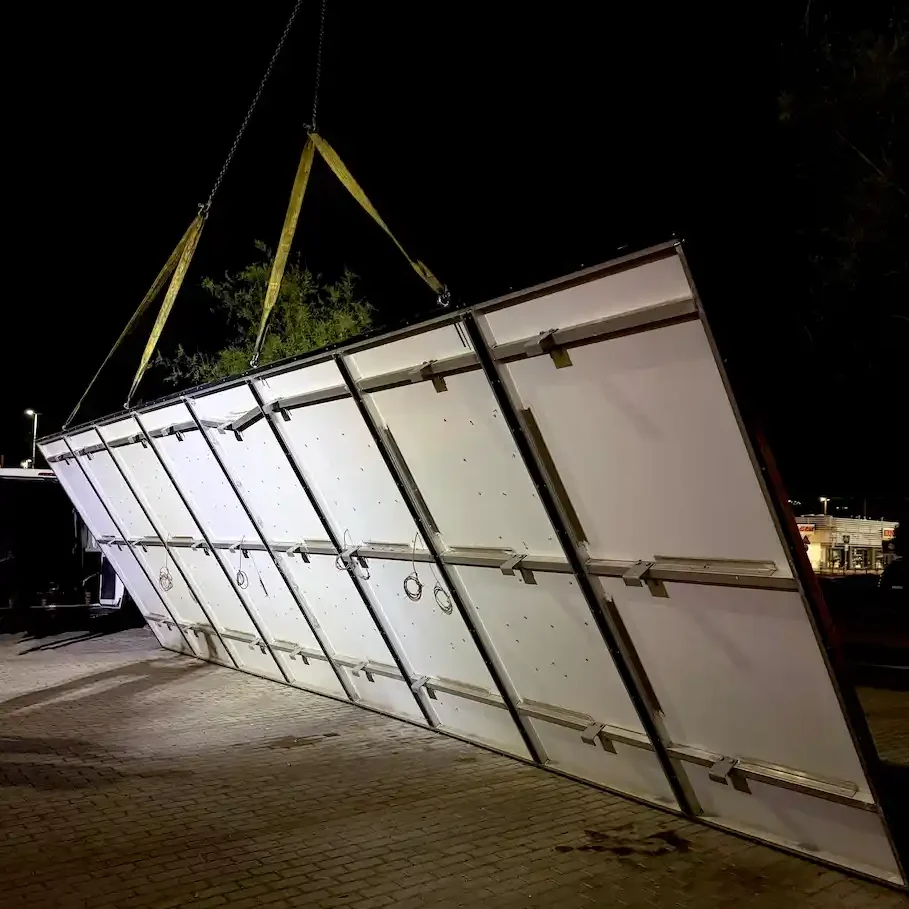 Rimozione insegna Upim - Bologna - Sirio Project Insegne